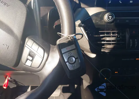 2023 Ford Escape Active z USA, uszkodzony, nr VIN 1FMCU0GN6PUB17289